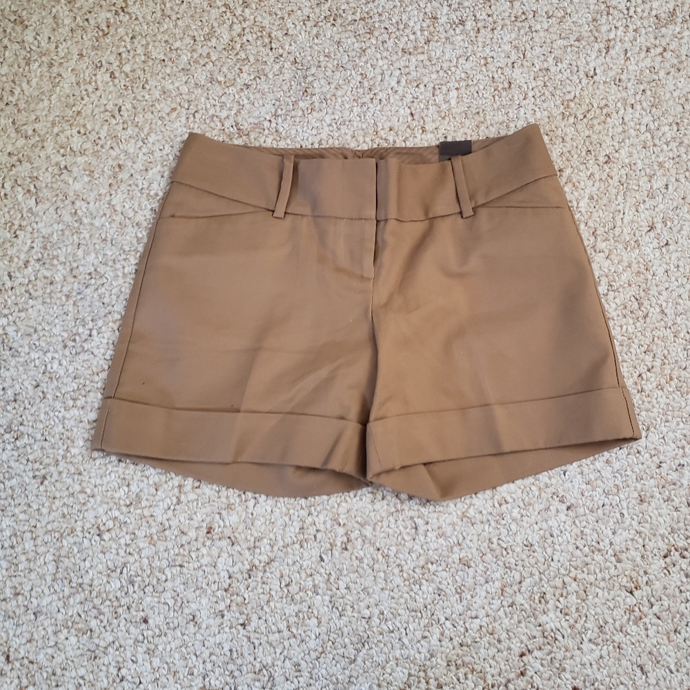 Closet Clear Out! The Limited Drew fit shorts
